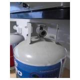 Qty of propane tanks. 1 full. As shown. CASH ON SITE ONLY. PICKUP IS MONDAY MAY 4TH FROM 11 AM TO 4 PM. REGARDLESS WHAT THE SCHEDULE STATES.