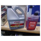 2 gallon can & motor oil. As shown. CASH ON SITE ONLY. PICKUP IS MONDAY MAY 4TH FROM 11 AM TO 4 PM. REGARDLESS WHAT THE SCHEDULE STATES.