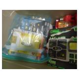 Cooler with wiring & light bulbs. As shown. CASH ON SITE ONLY. PICKUP IS MONDAY MAY 4TH FROM 11 AM TO 4 PM. REGARDLESS WHAT THE SCHEDULE STATES.