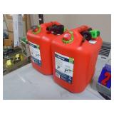 Qty of 2 empty gas cans. As shown. CASH ON SITE ONLY. PICKUP IS MONDAY MAY 4TH FROM 11 AM TO 4 PM. REGARDLESS WHAT THE SCHEDULE STATES.