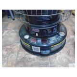 Heater. As shown. CASH ON SITE ONLY. PICKUP IS MONDAY MAY 4TH FROM 11 AM TO 4 PM. REGARDLESS WHAT THE SCHEDULE STATES.