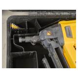 DeWalt® 20V Cordless Concrete Nailer DCN891 with Case, DCN8907 Nailer Magazine