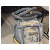 DeWalt® 10-Gallon Dust Extraction Vacuum DWV012
