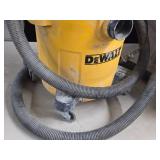 DeWalt® 6-Gallon Wet/Dry Vacuum DXV06PL