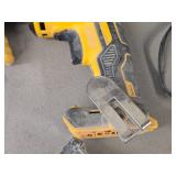 DeWalt® 20V Drywall Screw Gun DCF620 with Collated Attachment DCF6201