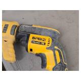 DeWalt® 20V Drywall Screw Gun DCF620 with Collated Attachment DCF6201