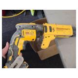 DeWalt® 20V Drywall Screw Gun DCF620 with Collated Attachment DCF6201