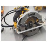 DeWalt® 7-1/4" Circular Saw DWE575SB