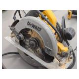 DeWalt® 7-1/4" Circular Saw DWE575SB