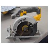 DeWalt® 20V 6-1/2" Circular Saw DCS391