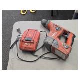 Hilti® 21.6V Rotary Hammer Drill TE4-A18 with Battery, Hilti C 4/36-90 Charger