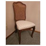 Thomasville Furniture American Contemporary Dining Table Set  (4 Chairs, 2 Leaves, Pads)
