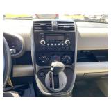 2010 HONDA ELEMENT EX *All Wheel Drive* (NO RESERVE)