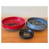 Lot of (3) Vintage Hand painted Wooden Bowls / Norwegian Rosemaling Folk Art style / 8-1/2"Dx2-1/2", 8-1/4"x2-3/4", 4-1/2"x1-1/4"