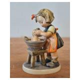 Vintage 5" Goebel Hummel Doll Bath Figurine #319 Hand painted in Germany