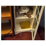 Cabinet with Glass-Paned Door 4-shelf 16" wide x 10" deep x 36" tall
