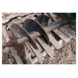 Standard earth Auger bit with 6 teeth approximately 9 to 12" dia.