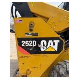 CAT 262D vertical-lift skid steer loader