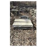 (17) pallets of natural flagstone and cut stone slabs