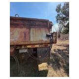 1995 International dump truck with Salt Spreader