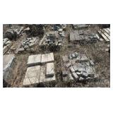 (92) Pallets  flagstone, retaining wall bricks, pavers, steps, wall caps