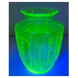 Vintage Anchor Hocking Princess Green Uranium Depression Glass 8" Vase (Glows Under UV light)