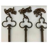 Vintage Heavy Metal Ornate Garden Fence With Chain 16"