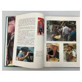 Santa Fe Indian Market : Showcase Of Native American Art Hardcover book 9 1/4" x 12 1/4"