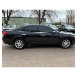 2010 LINCOLN MKZ *All Wheel Drive* (NO RESERVE)