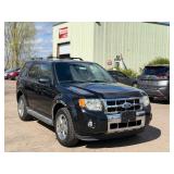 2011 FORD ESCAPE LIMITED (NO RESERVE)
