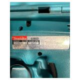 Makita 6095D Cordless Drill Kit