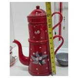 Nice Lot of Vintage & Antique Enamelware Items
