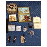 Flat of jewelry including 50