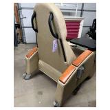 Reclining Patient Treatment Chair Medical Exam Chair w/ Moving Side Table Adjustable Comfort Chair Perfect For Clinics Dialysis Infusion Tattoo PMU Med Spa Treatments Recovery Rooms Patient Procedures