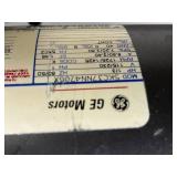 MSRP $3500 Edwards E2M2 Industrial Vacuum Pump Heavy Duty Dual Stage Lab Pump Quiet Powerful Design Anti-Suckback Protection Great For HVAC work, lab vacuum systems, resin degassing, filtration setups