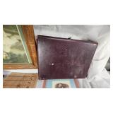 Pictures, pillow cover and vanity lot