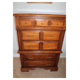 Colonial Chest Of Drawers