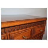 Colonial Chest Of Drawers