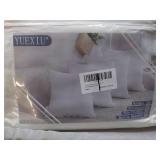 Yuexiu 2 pack 18 x 18" Pillow Inser...