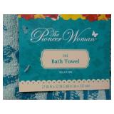 3 The Pioneer Women 27 x 52" Bath T...