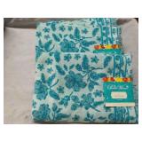 3 The Pioneer Women 27 x 52" Bath T...
