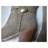 Universal Thread Suede Boots size 8...