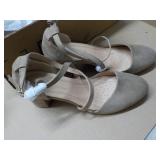 The Comfort Foam Shoes size 8...