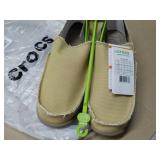 Crocs size 9 Shoes...