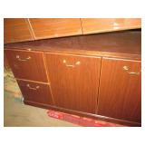 3 Storage compartments / shelves or...