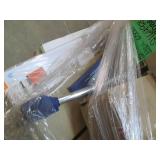 Pallet of home store closeouts...