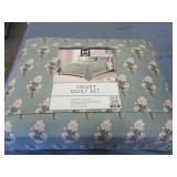 King velvet quilt set...