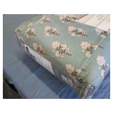 King velvet quilt set...