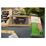 Artificial flowers, Plant stand bas...