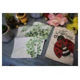 Artificial flower and succulent dis...